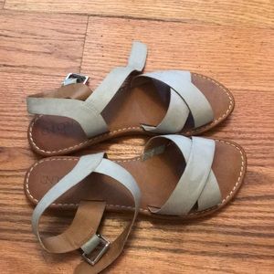 SUMMER SANDALS
